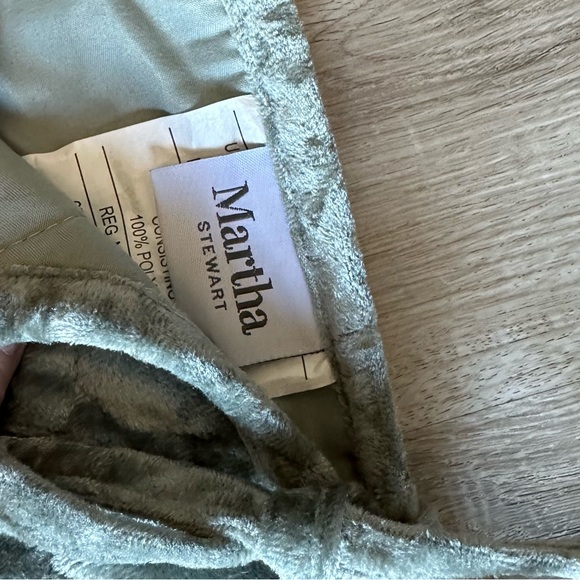 Crushed Velvet Sage Green Tree Skirt Diamond Quilted - Picture 4 of 4